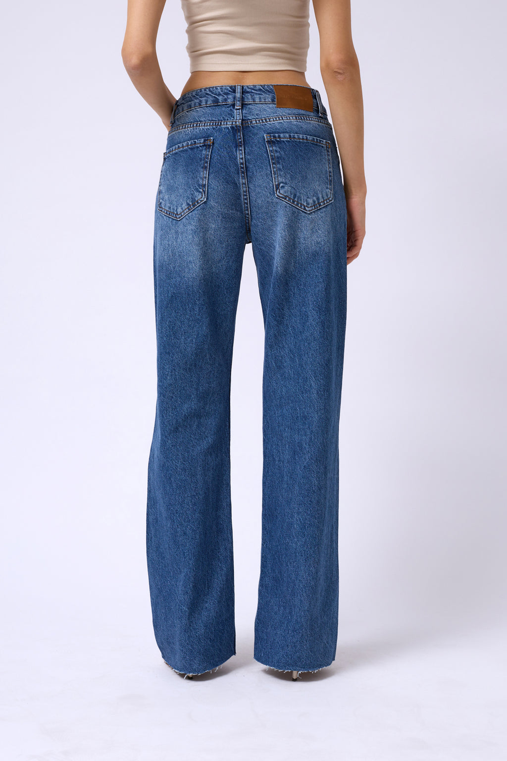 JEANS A GAMBA LARGA