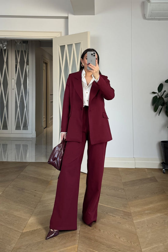 TAILLEUR BORDEAUX