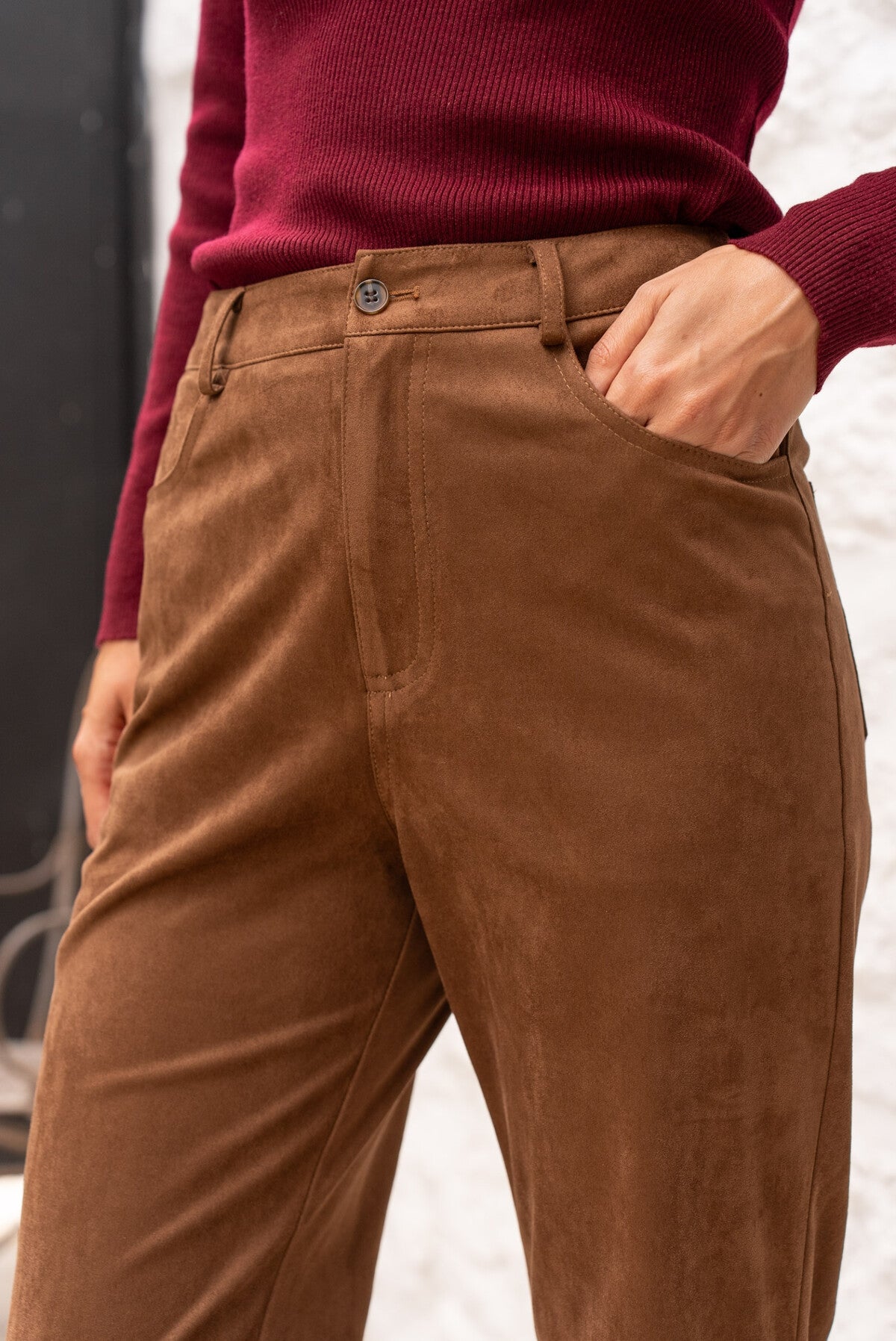 PANTALONI IN CAMOSCIO